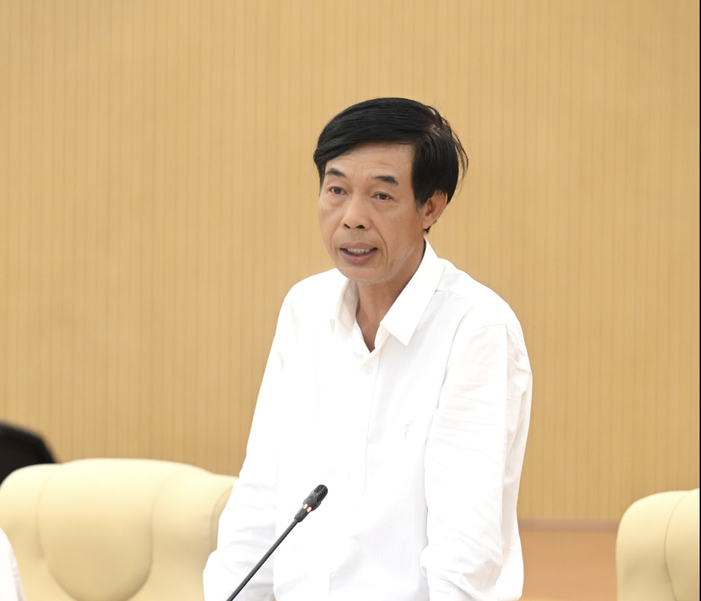 Ông Nguyễn Thế Minh, Phó Cục trưởng Cục Kinh tế - Quản lý đầu tư xây dựng, phát biểu tại buổi họp