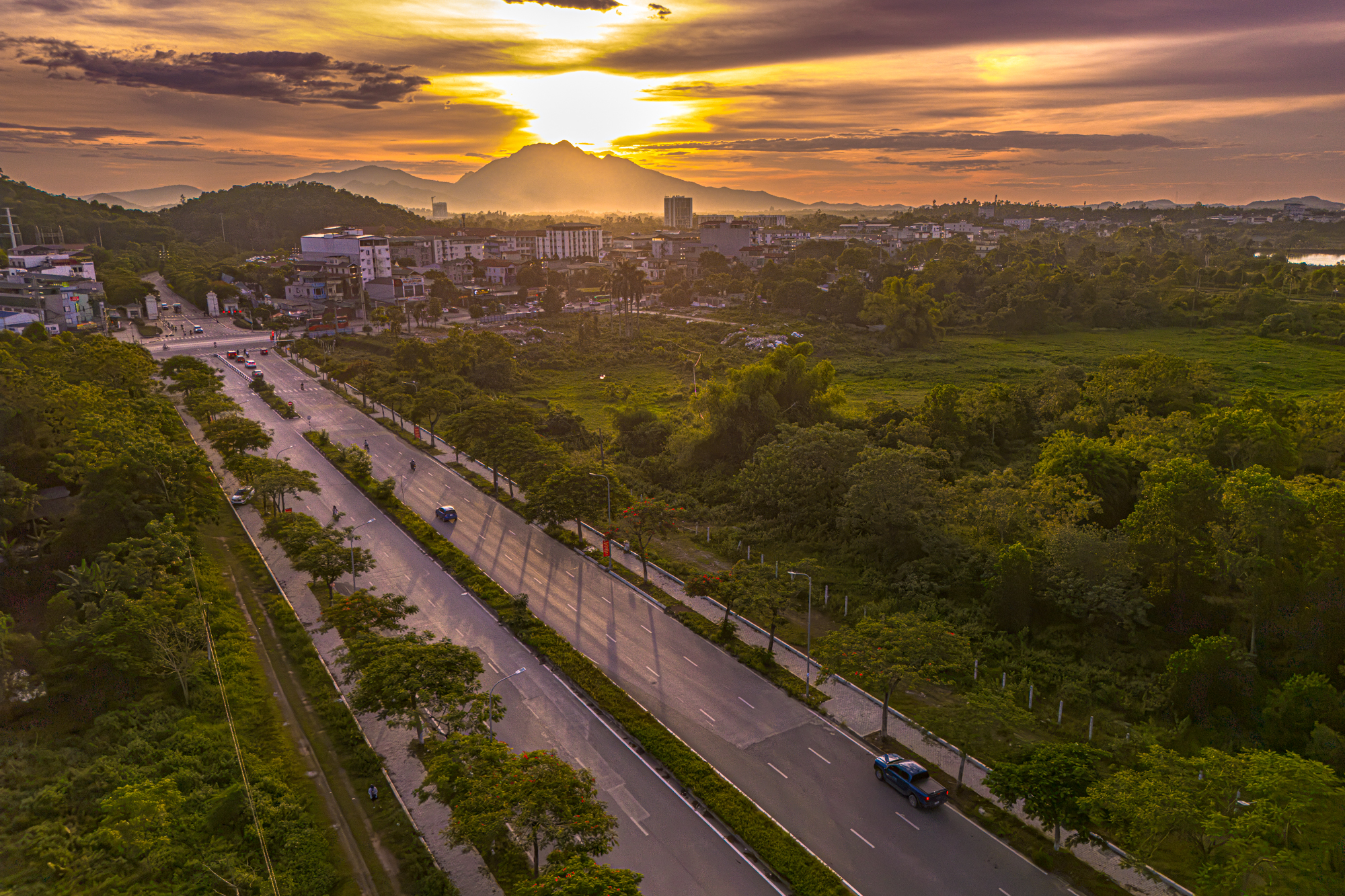 Toàn cảnh khu vực cách Hồ Gươm 40 km đang được 