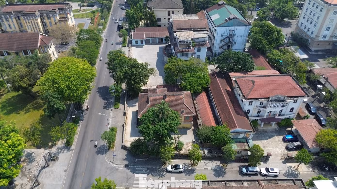 Tp Huế: Dự kiến thu hơn 2.430 tỷ đồng từ đấu giá loạt khu nhà, đất vị trí đắc địa- Ảnh 2.