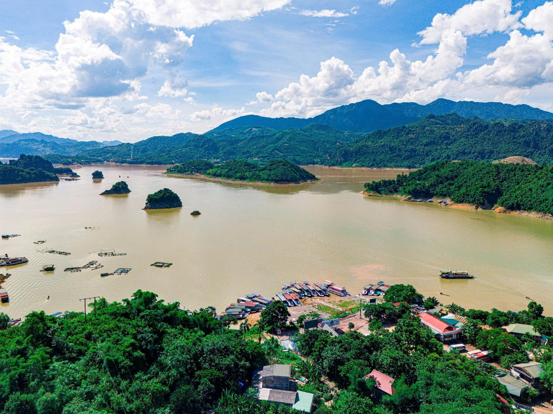Khu du lịch quốc gia hồ Hòa Bình 52.200 ha hướng tới trở thành điểm đến sinh thái, nghỉ dưỡng  vươn tầm Đông Nam Á