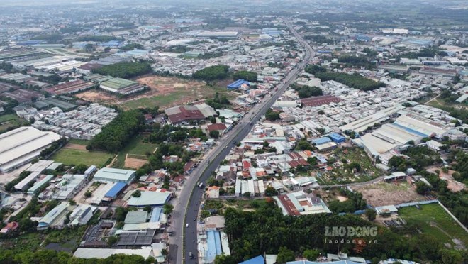 Vận động 228 hộ dân bàn giao đất để làm cao tốc ở phường Tân Khánh