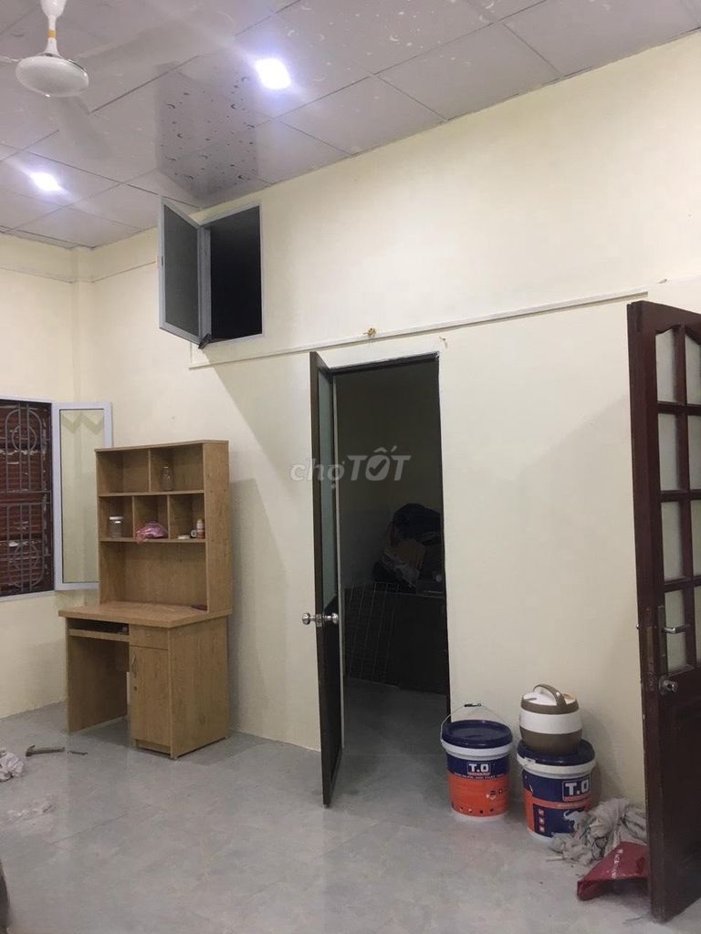 Cho thuê nhà mới đẹp gần hồ diện tích 60m2