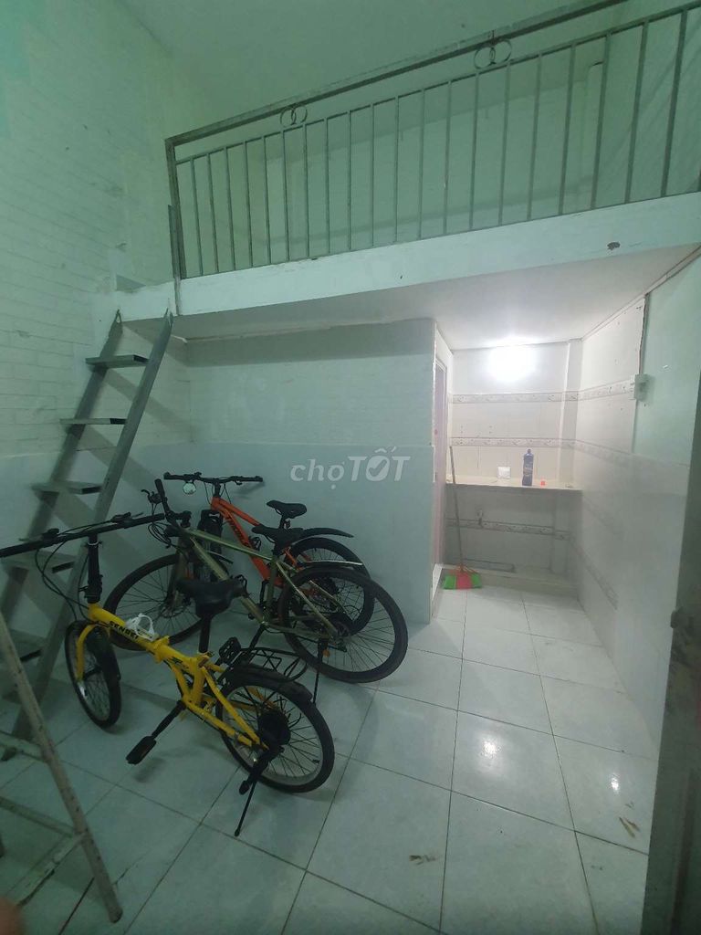 Cho thuê Phòng 20m2 131/37, Đường Nguyễn Đức Thuận, Phường 13