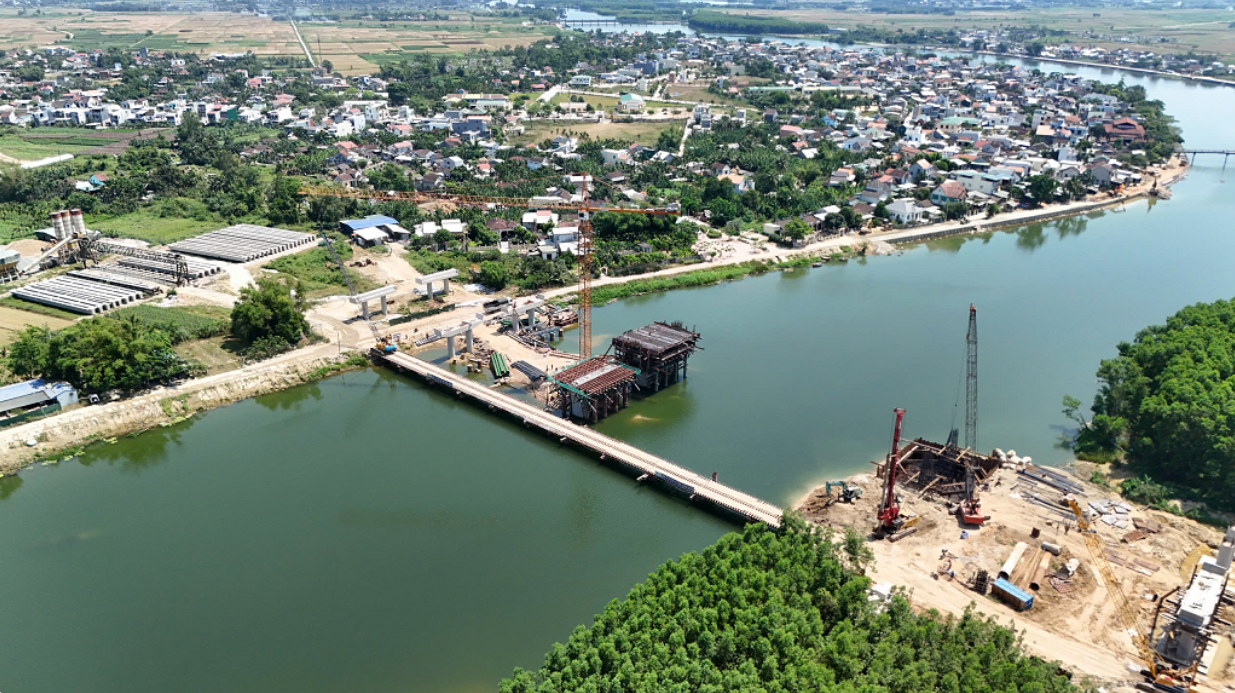 Quảng Ngãi: Tháo gỡ vướng mắc cho 111 dự án, xử lý gần 1.000 cơ sở nhà, đất dôi dư