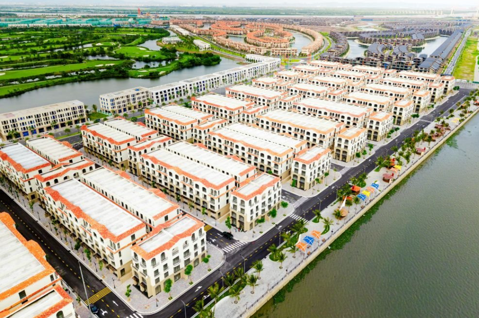 Khai thác dòng tiền từ bất động sản “vận hành thực” tại Royal Boulevard