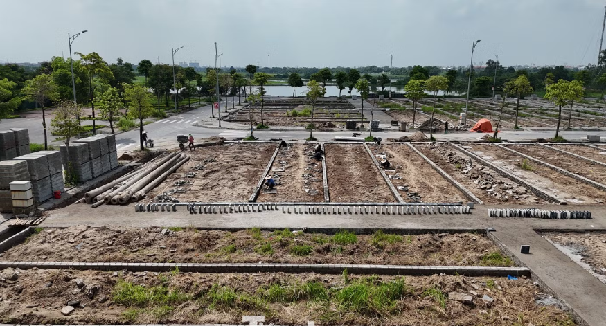 Khu đất tái định cư cho cầu Trần Hưng Đạo, cầu Tứ Liên đồng loạt xây dựng