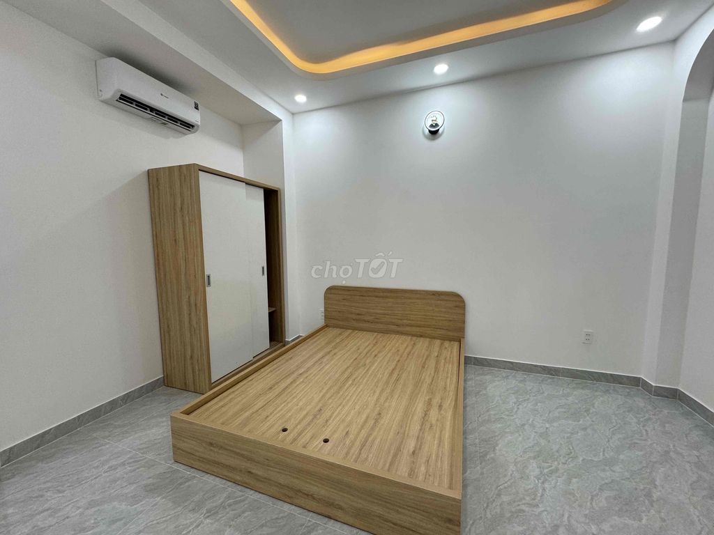 -5100.jpg