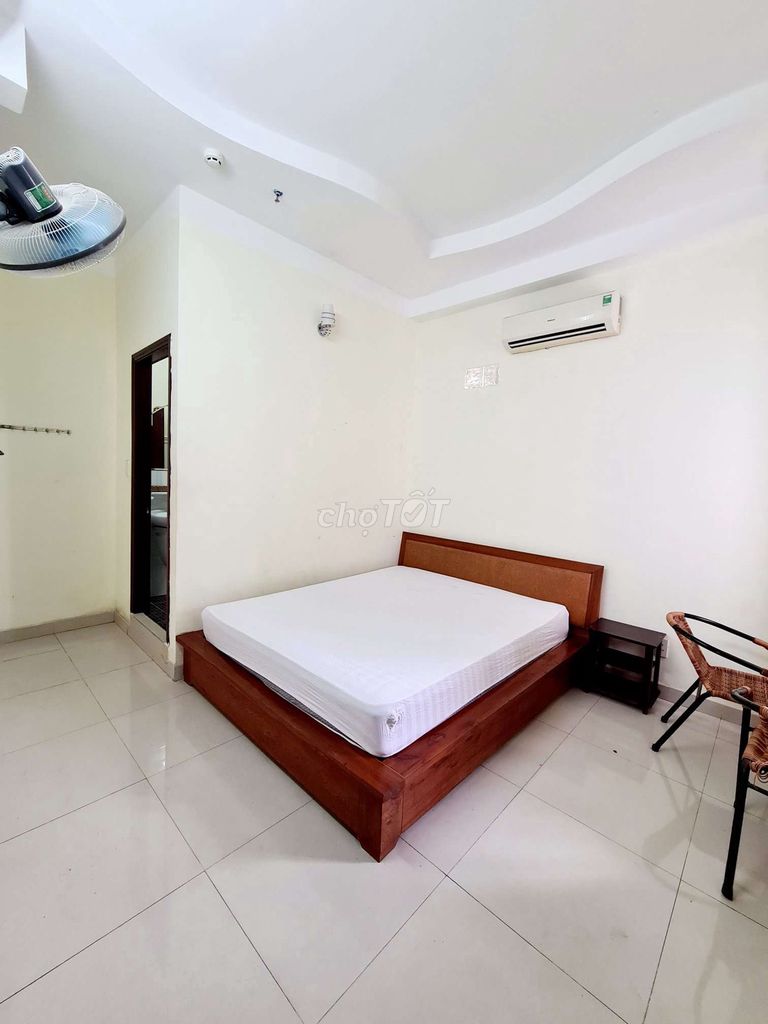 Phòng Căn Hộ Gần Sen, Ngã Tư 4 Xã, Chỉ 1,9tr Có Nội Thất