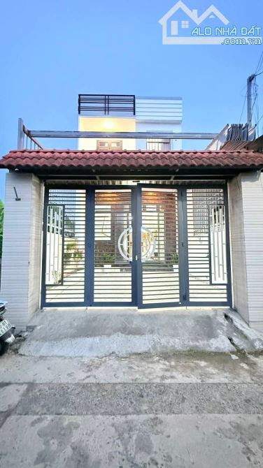 Cần bán nhà Chính Chủ Pháp lý Sổ Riêng - Nhà Đẹp - Kiên Cố.