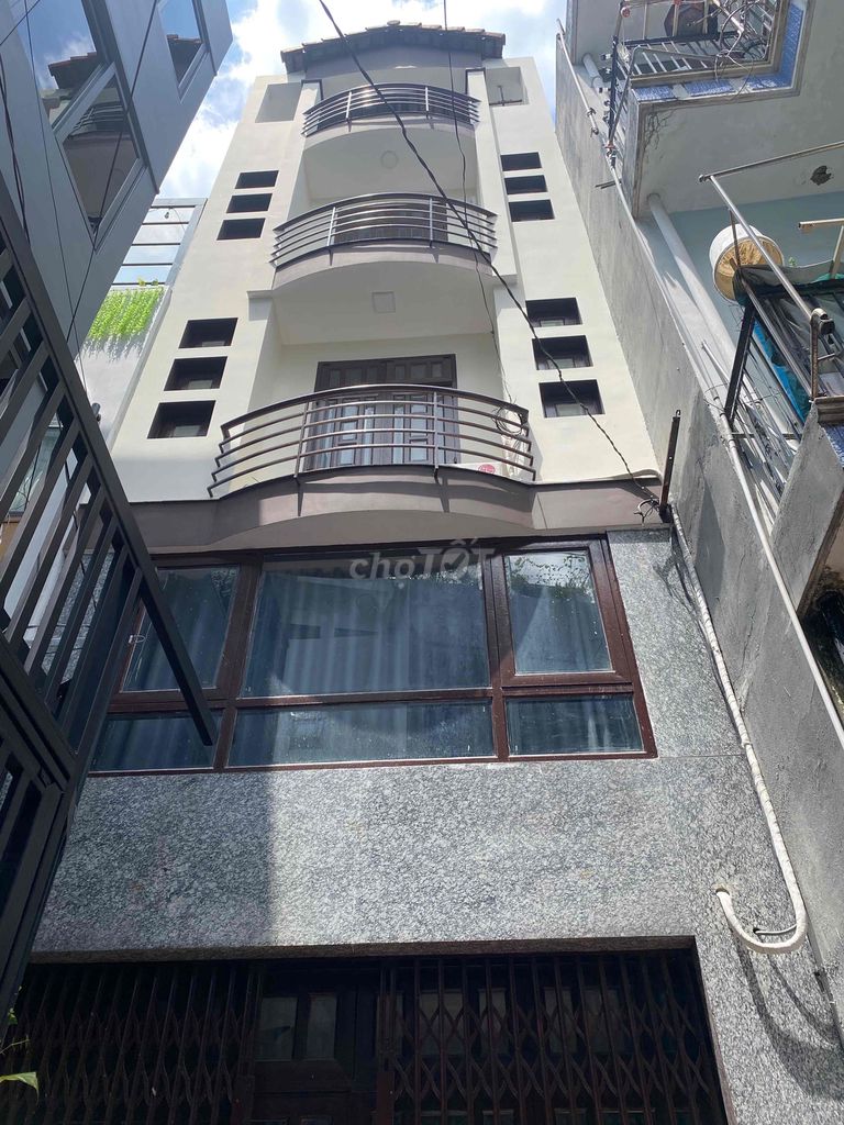 Nhà đẹp BTCT 5 tầng - full nội thất cao cấp - Hoàn công - quận 3
