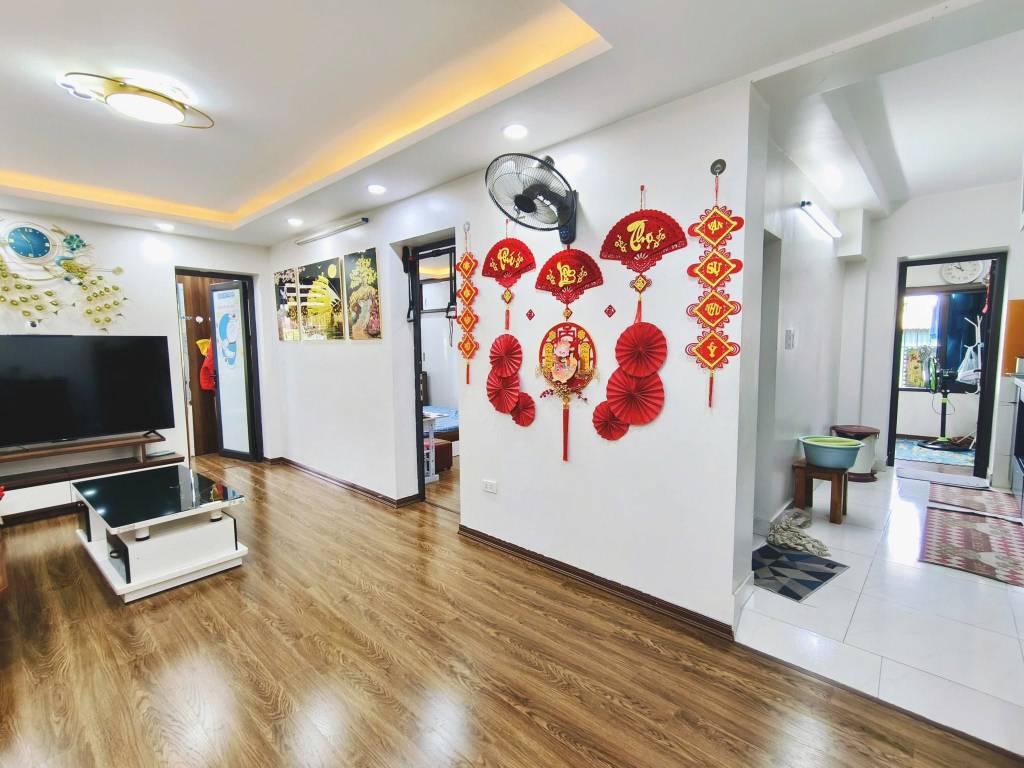 Bán B6C Nam Trung Yên. Cầu Giấy